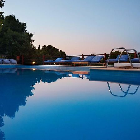 Villa Madag Koukounaries Zewnętrze zdjęcie