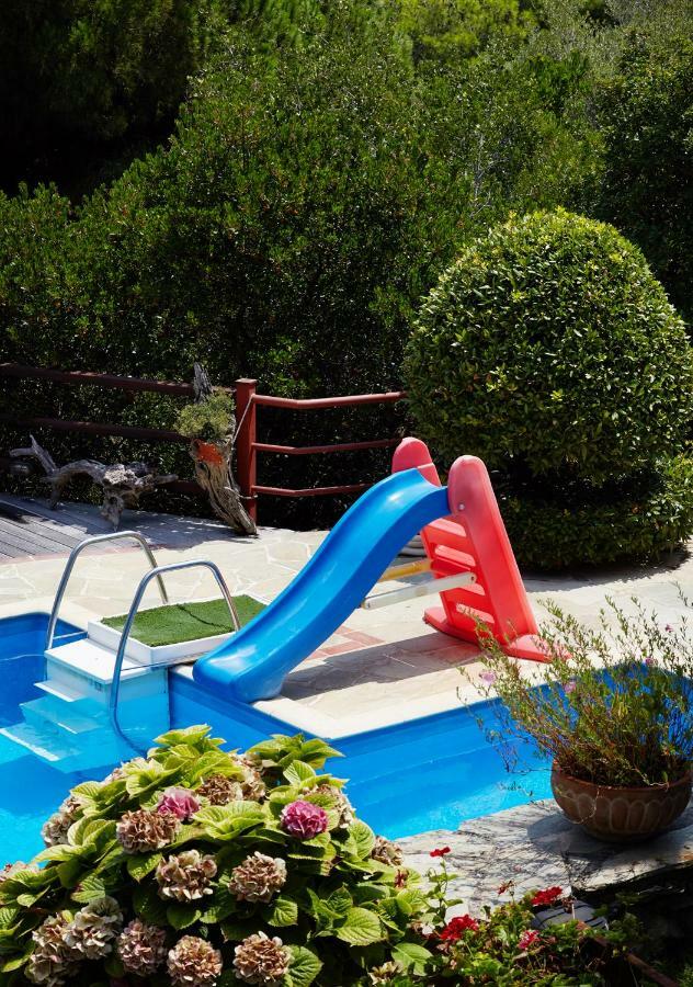 Villa Madag Koukounaries Zewnętrze zdjęcie